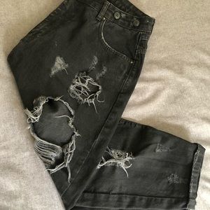 Boyfriend black jeans